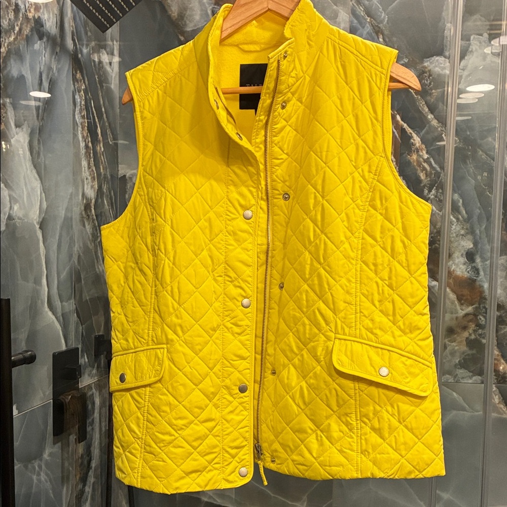 Talbots Bright Yellow Quilted Sleeveless Vest
